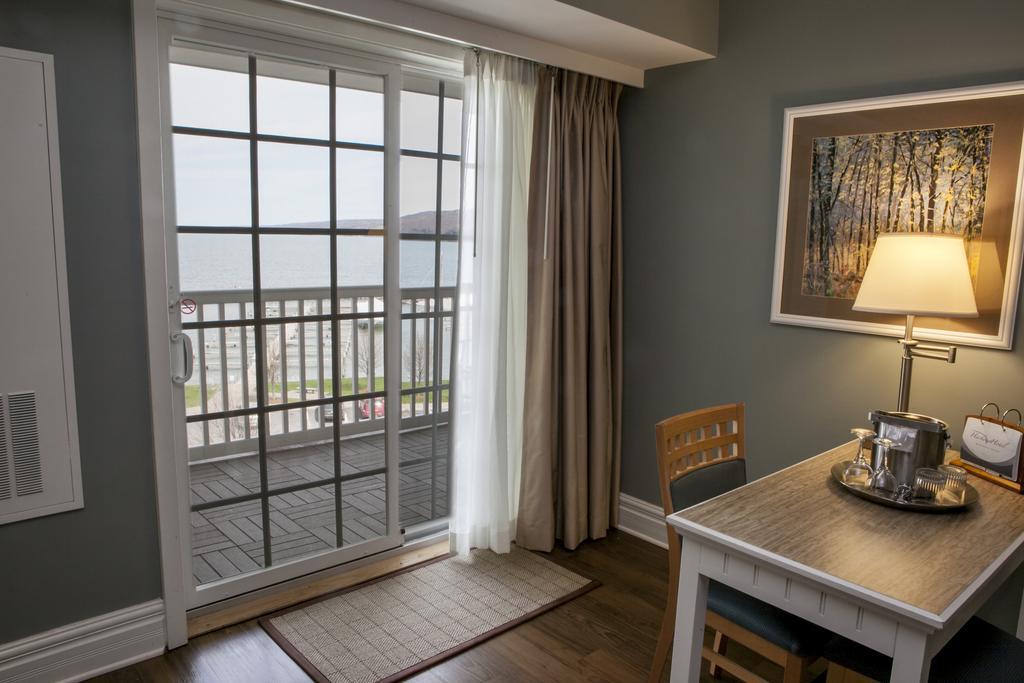 Watkins Glen Harbor Hotel Ngoại thất bức ảnh