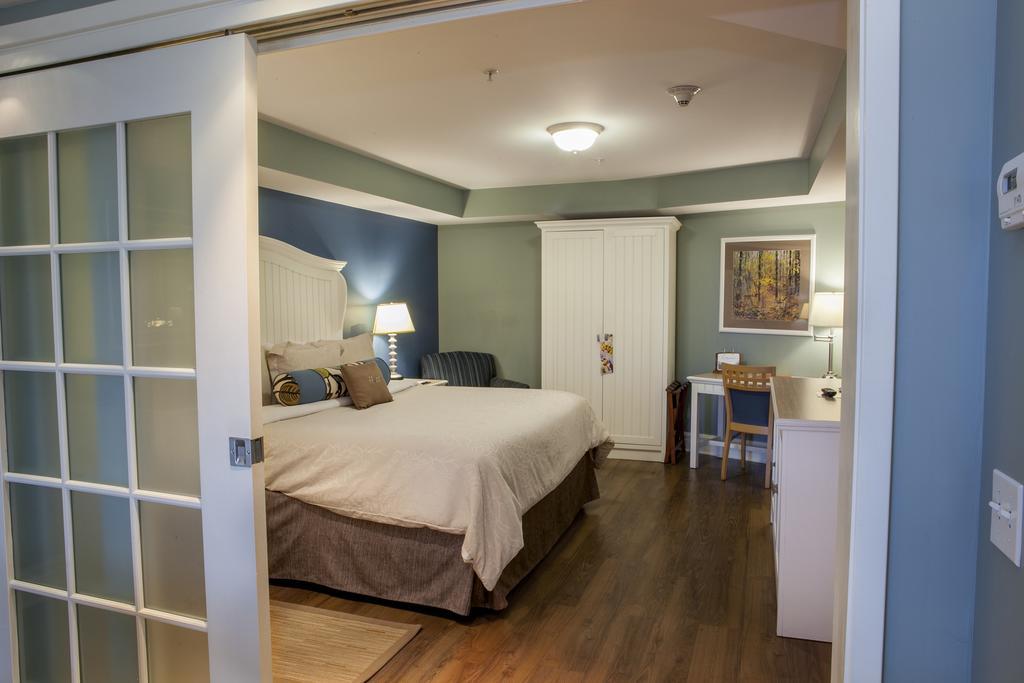 Watkins Glen Harbor Hotel Ngoại thất bức ảnh