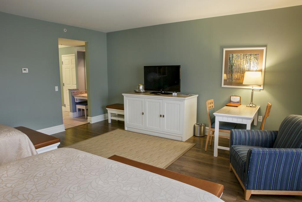 Watkins Glen Harbor Hotel Ngoại thất bức ảnh